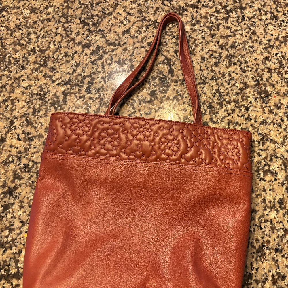 LC Lauren Conrad shoulder purse - Picture 1 of 3